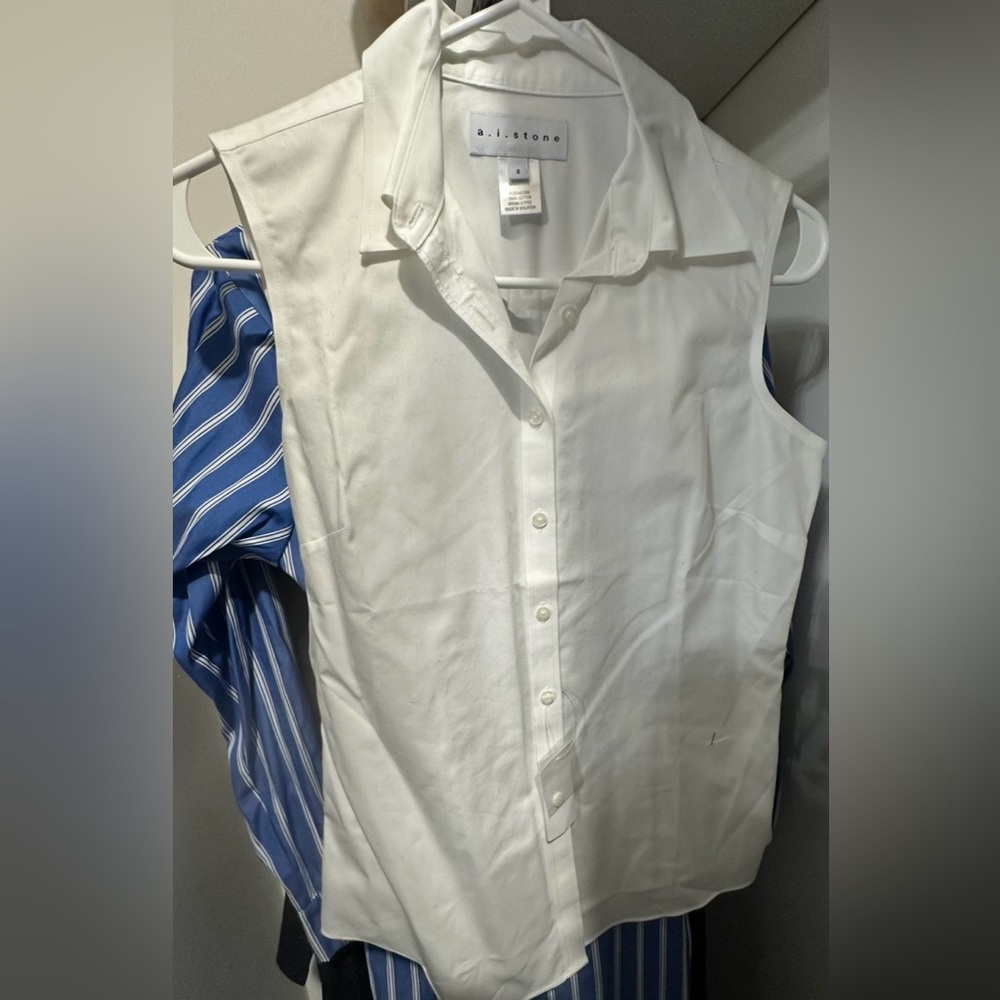 A.I. Stone Women’s Sleeveless White Button Down Shirt Size 0